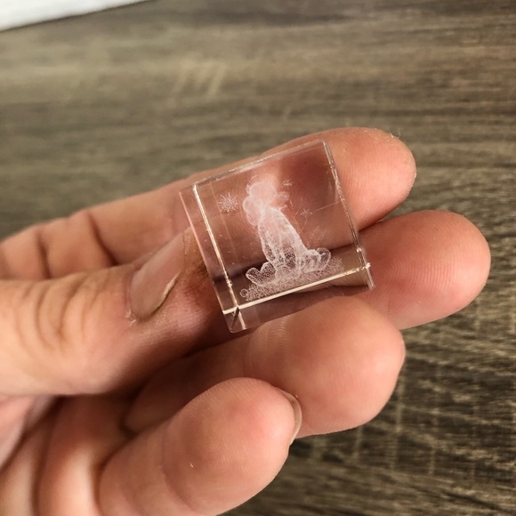 Laser Etched Tigger Cube Decor - Picture 2 of 9